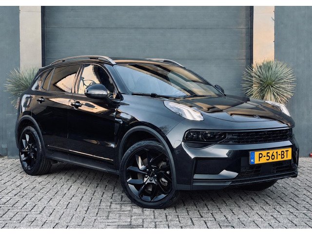 Lynk & Co 01