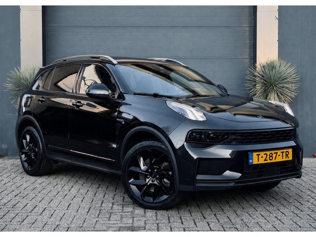 Lynk & Co 01